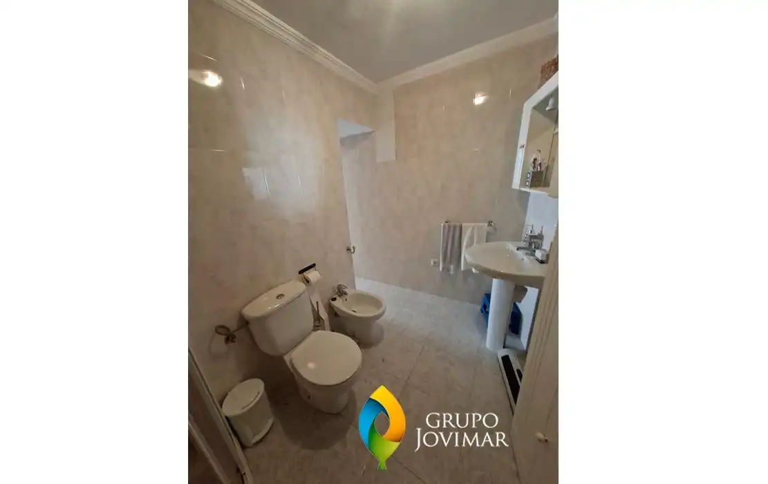 Bany de Casa o xalet en venda en Huéneja