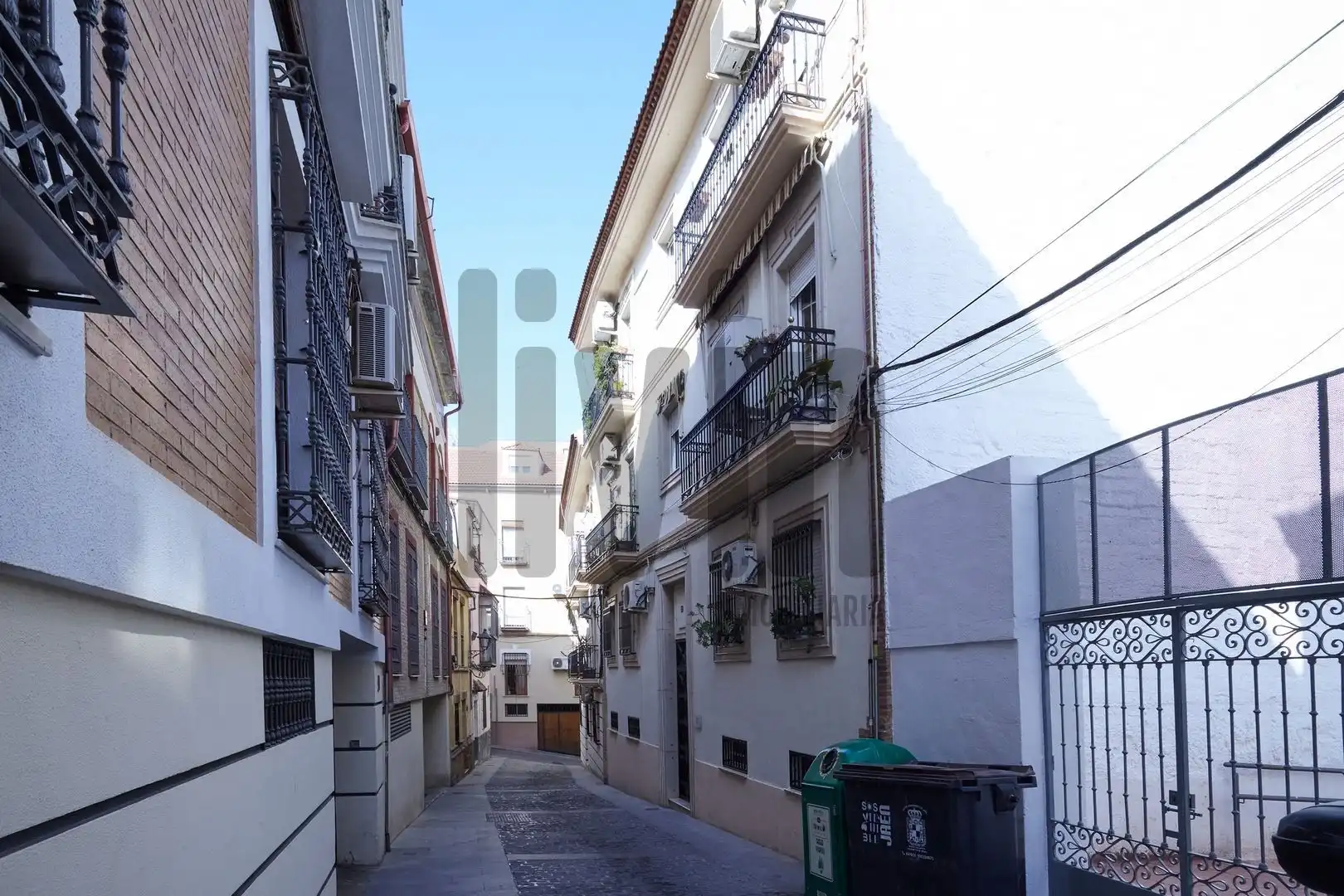 Vista exterior de Pis en venda en  Jaén Capital amb Aire condicionat i Calefacció