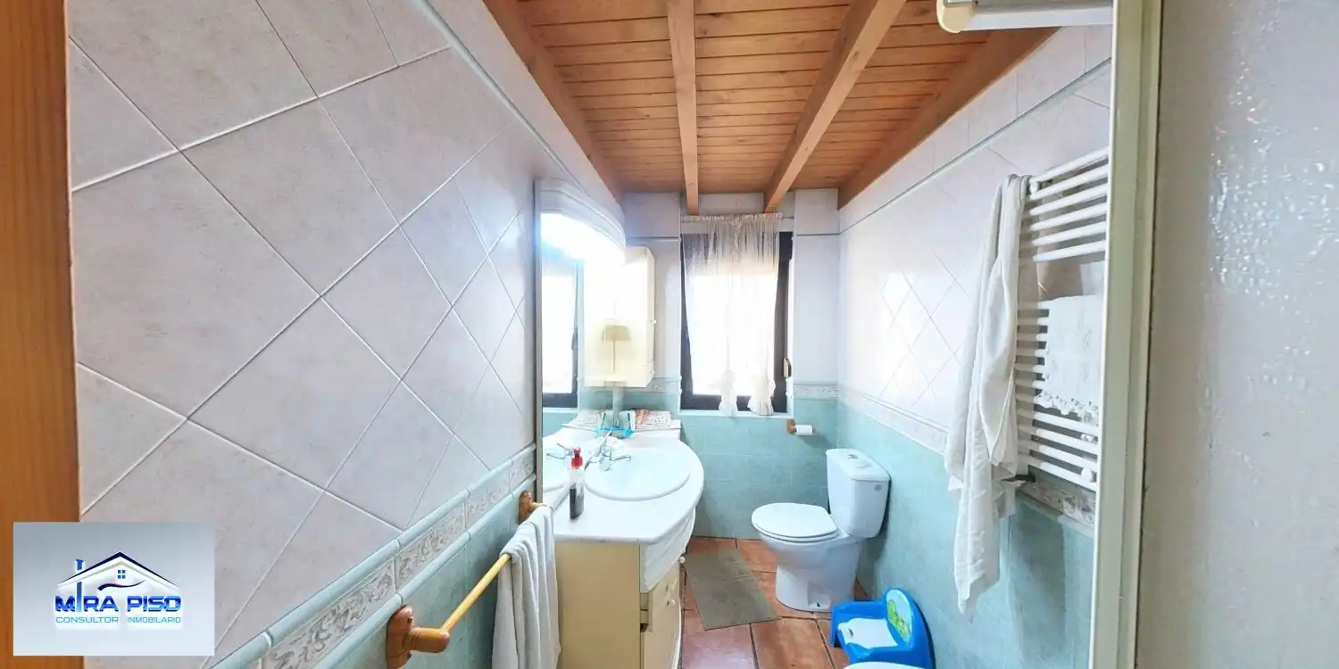 Casa con terraza en venta en Bárcena de Cicero, imagen 25