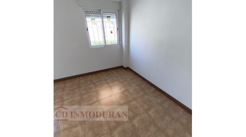 Foto 4 de Piso en venta en Calle Serpentina, Colonia Requena, Alicante / Alacant