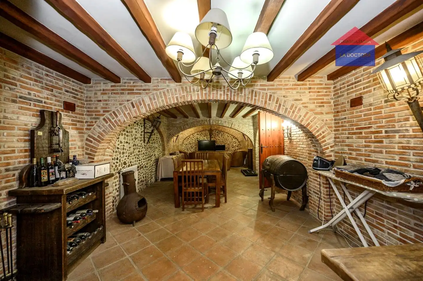 Casa adosada en venda en Navalcarnero amb Aire condicionat, Calefacció i Jardí privat