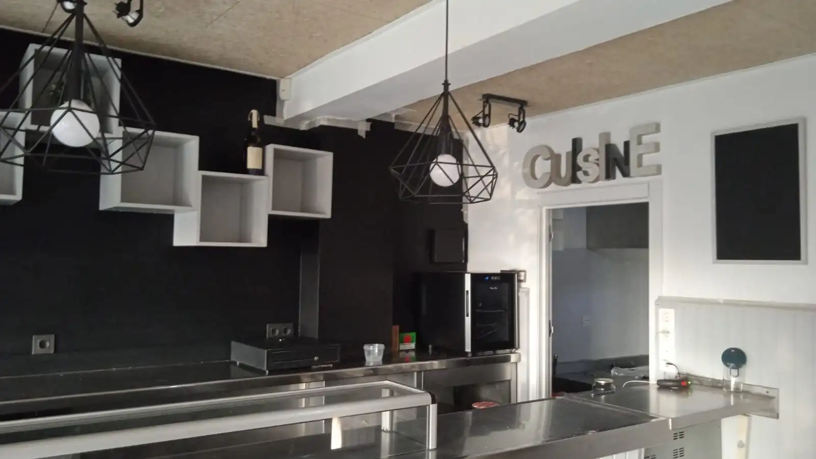 Local de lloguer a Gaztelu, Intxaurrondo