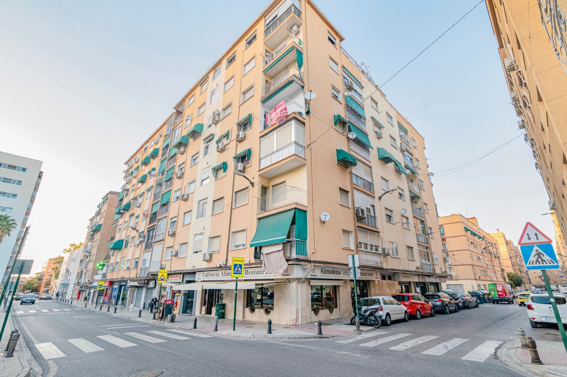 Exterior view of Flat for sale in  Granada Capital  with Balcony
