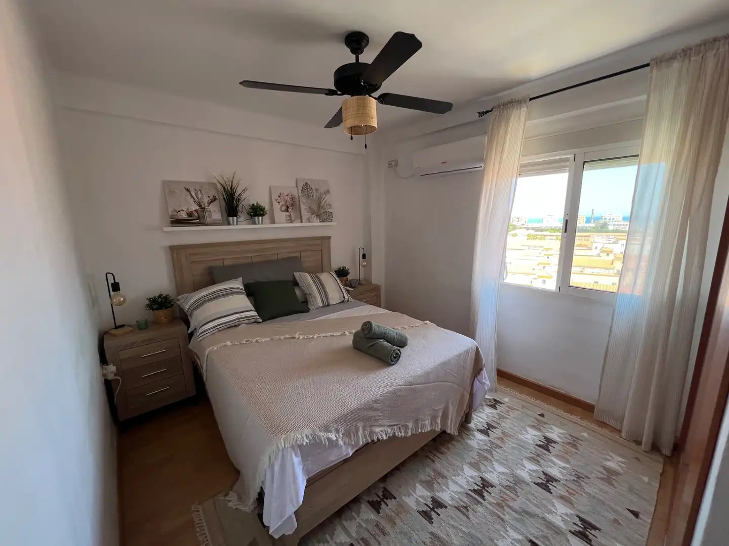 Flat for rent in Calle Héroe de Sostoa, 194, La Luz - El Torcal