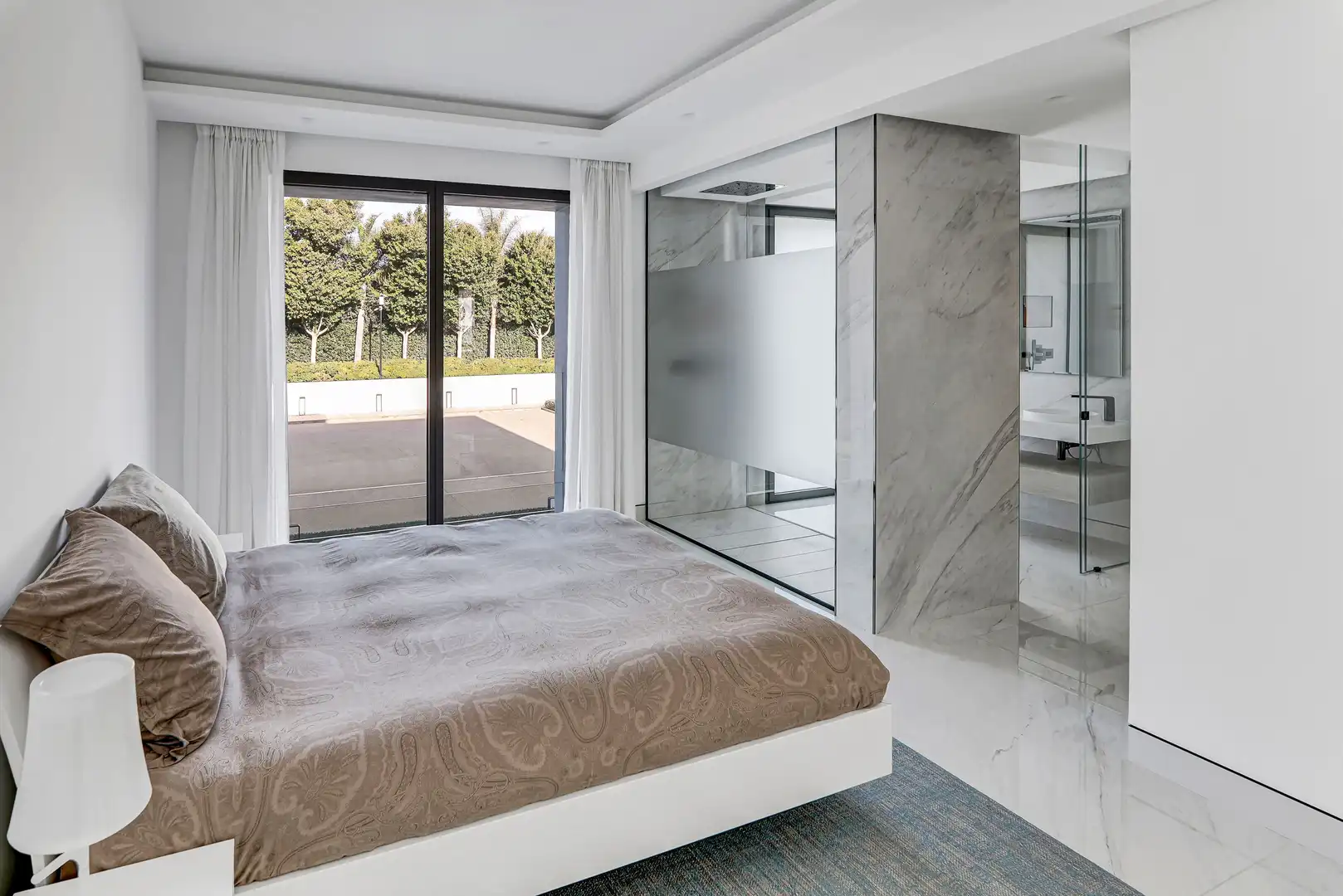 Habitación de Apartamento en venta en Estepona con Aire acondicionado, Calefacción y Parquet