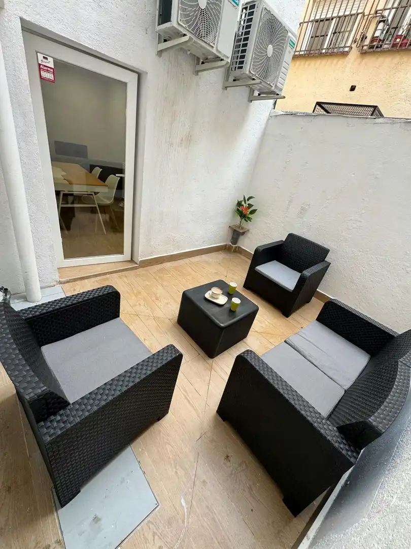 Terrassa de Pis de lloguer en Madrid amb Aire condicionat, Calefacció i Jardí privat
