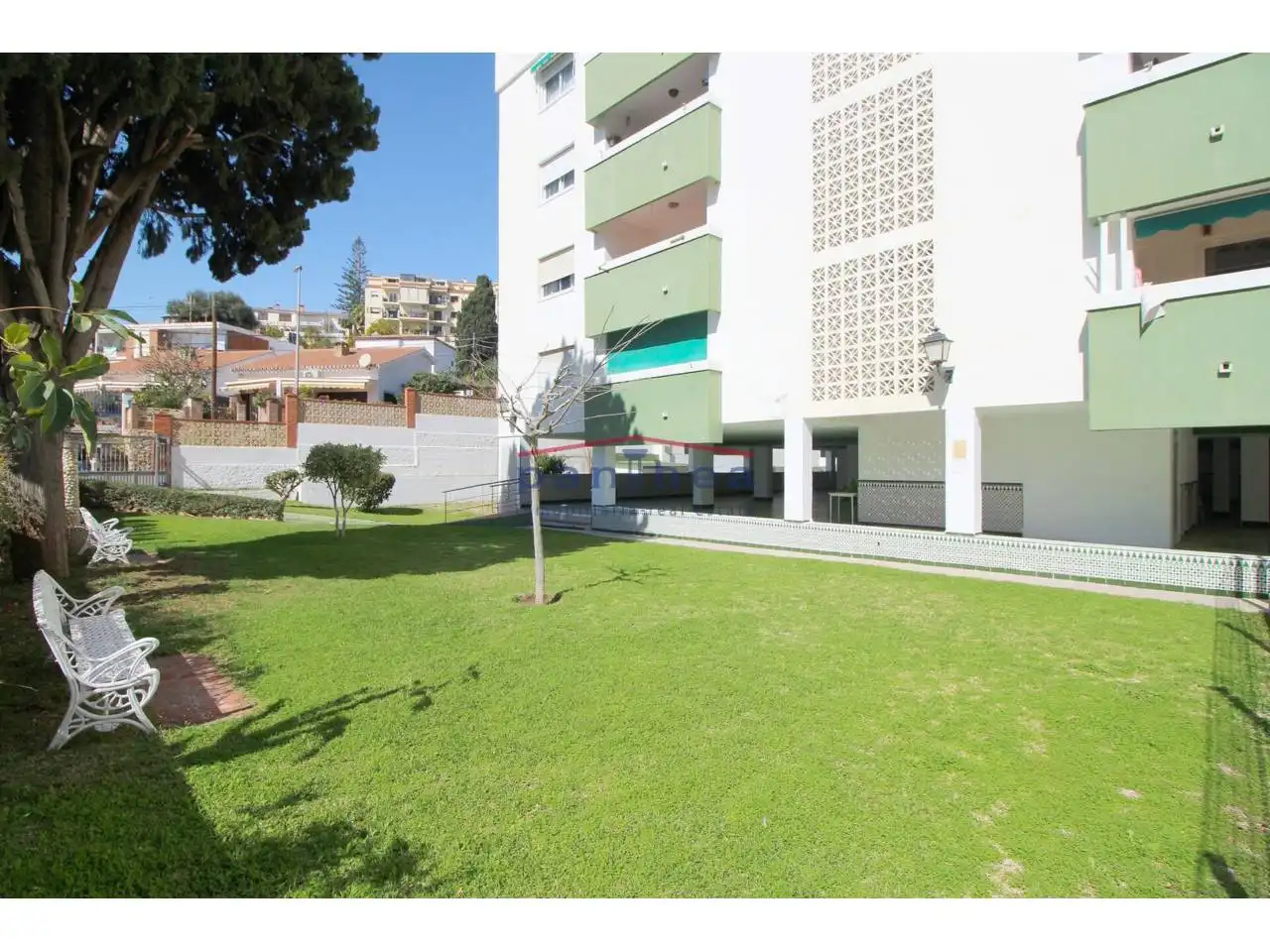 Vista exterior de Piso en venta en Rincón de la Victoria con Aire acondicionado, Terraza y Trastero