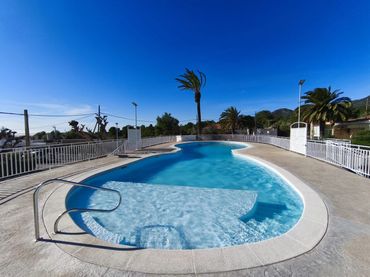 Villa con piscina in vendita a Solimar