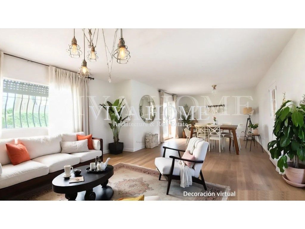 Sala d'estar de Casa o xalet en venda en Rivas-Vaciamadrid amb Jardí privat
