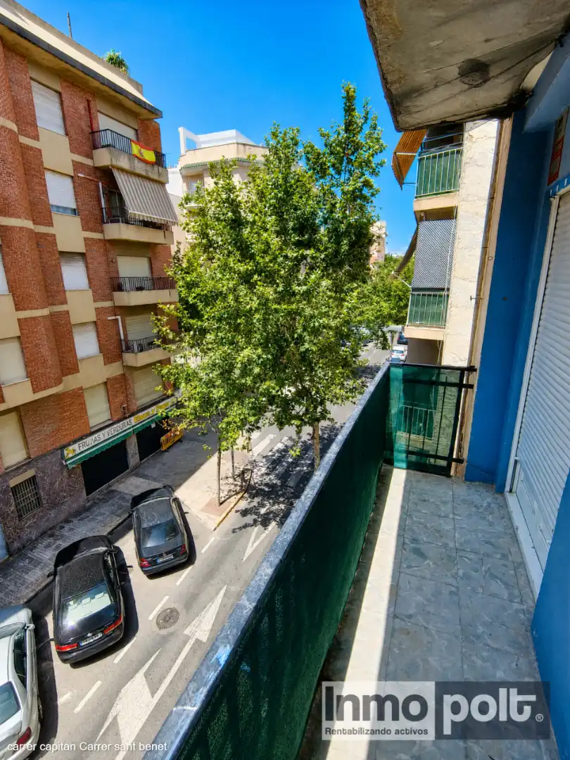 Vista exterior de Piso de alquiler en Elche / Elx con Amueblado, Horno y Lavadora