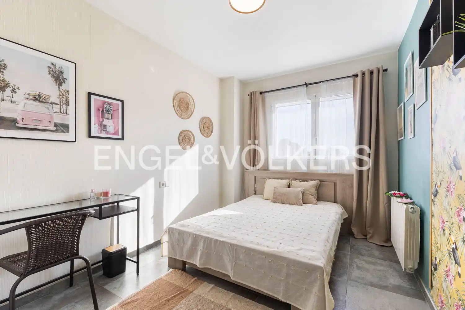 Bedroom of Houses for sale in Chiva  with Air Conditioner, Heating and Private garden