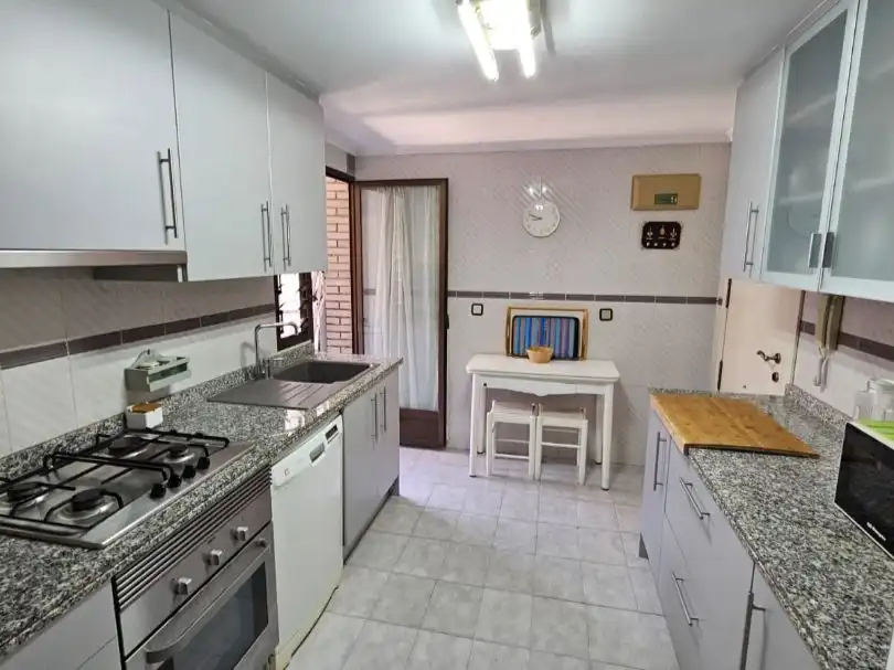 Kitchen of Flat for rent in Centro