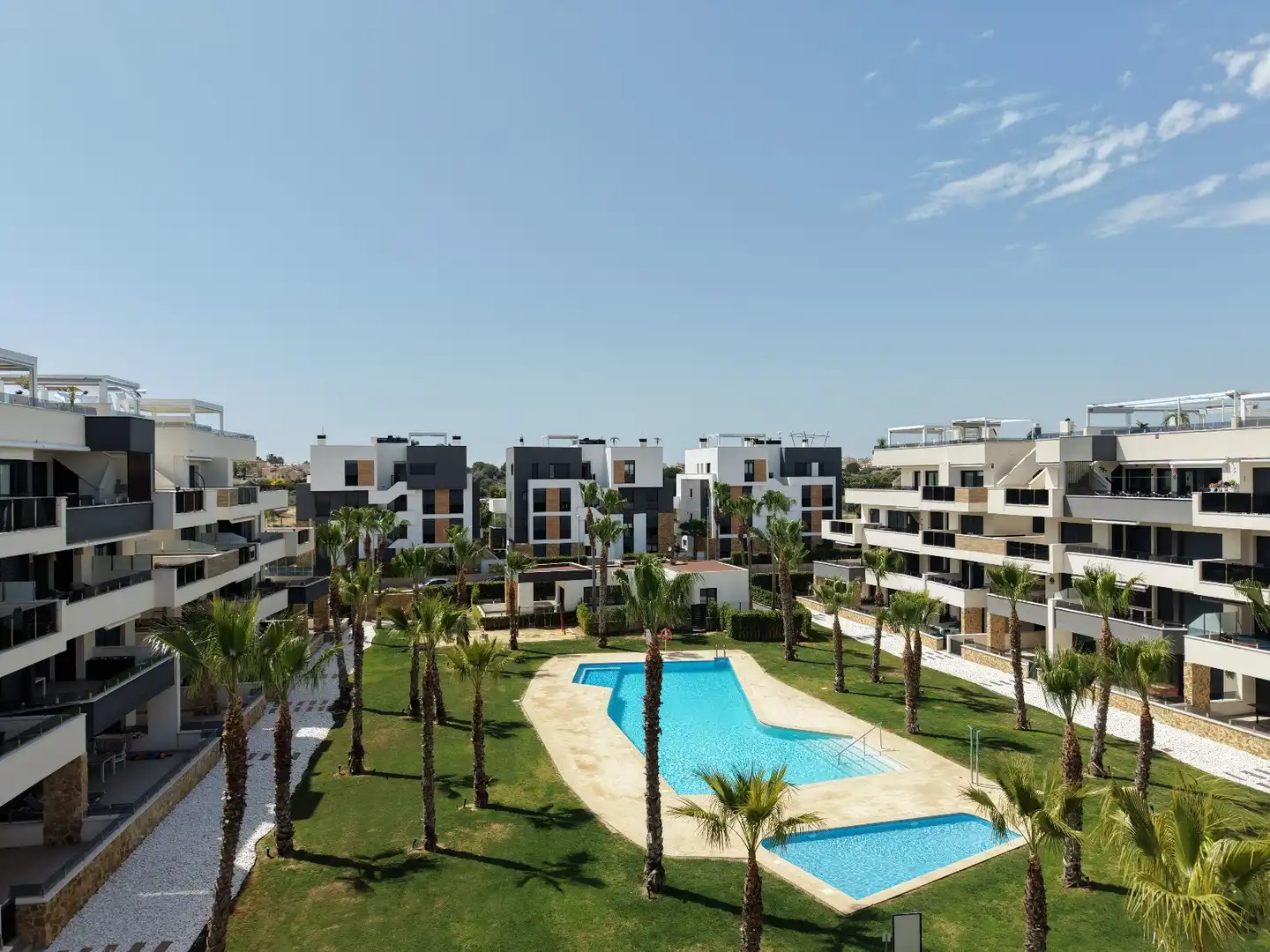Apartamento con ascensor en venta en Orihuela Costa, imagen 2