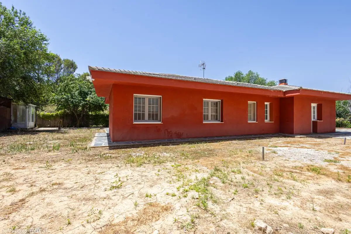 Vista exterior de Casa o chalet en venta en Guadalajara con Aire acondicionado, Calefacción y Jardín privado
