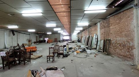 Foto 4 von Fabrikhallen zum Verkauf in Centre, Ripollet