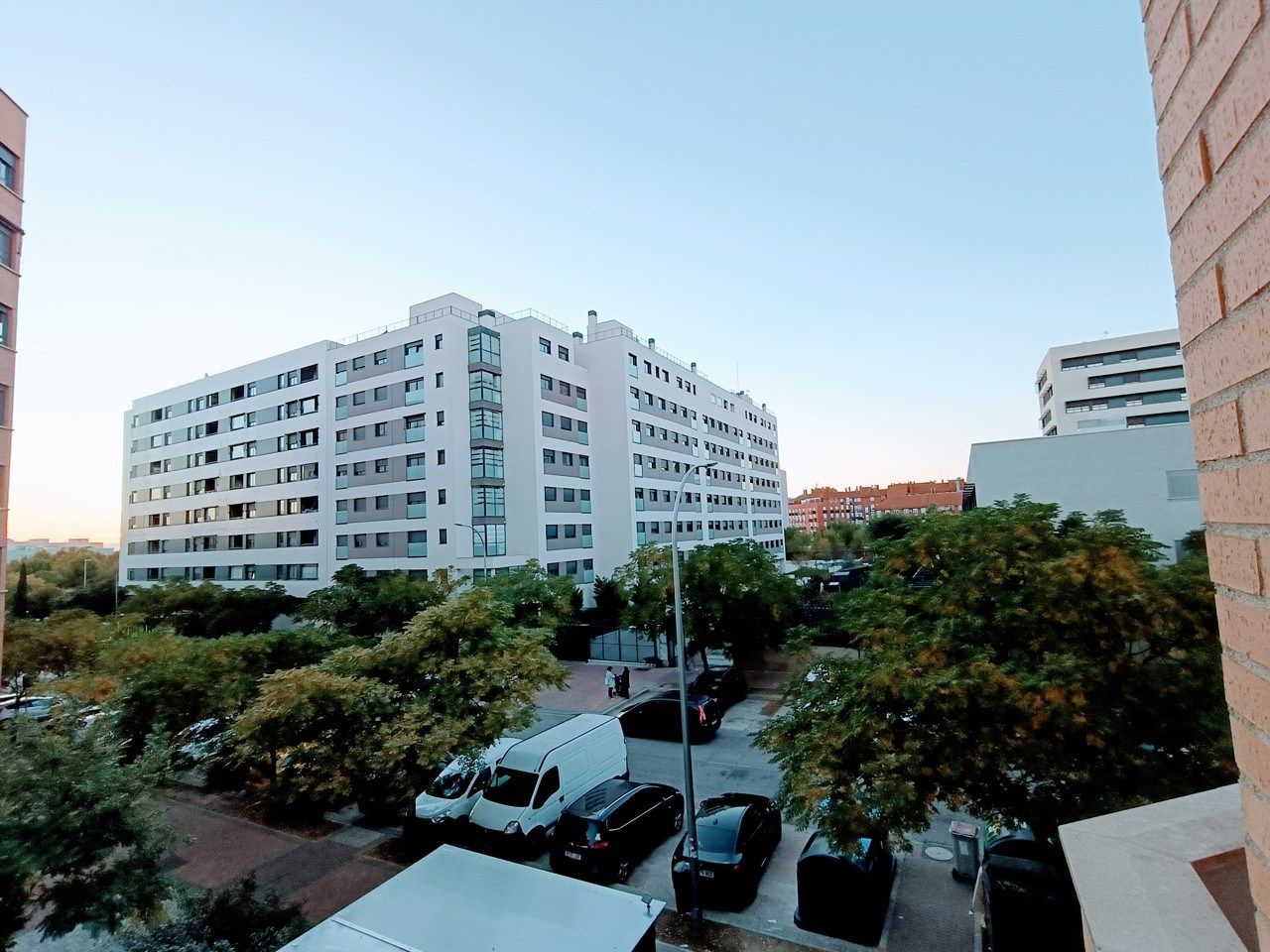 Vista exterior de Pis de lloguer en  Madrid Capital amb Aire condicionat, Moblat i Rentadora