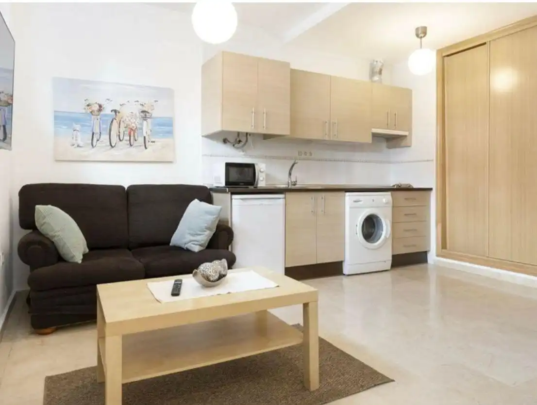 Cocina de Piso en venta en Málaga con Aire acondicionado y Amueblado