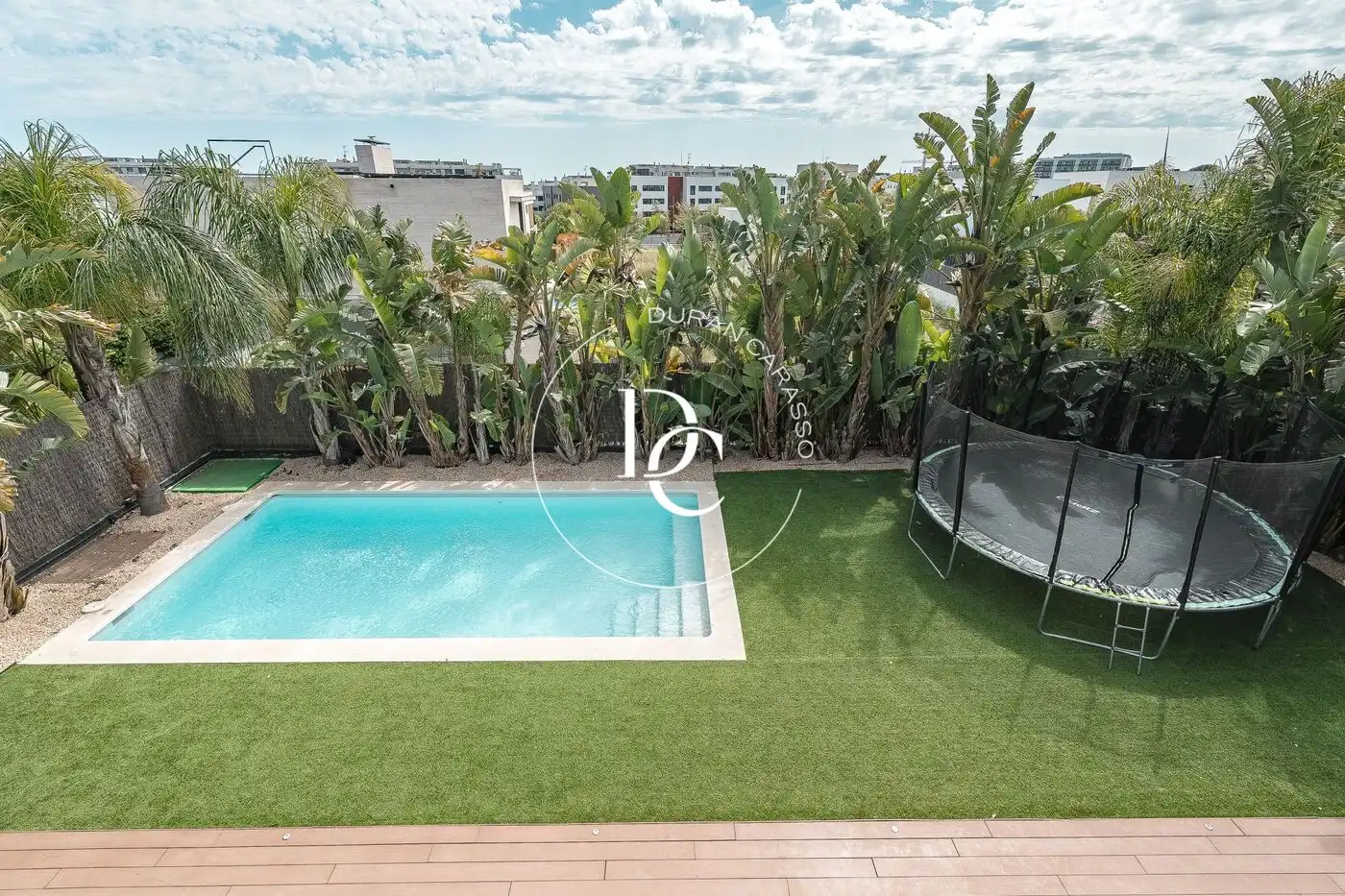 Piscina de Casa o chalet de alquiler en Sitges con Aire acondicionado, Calefacción y Jardín privado