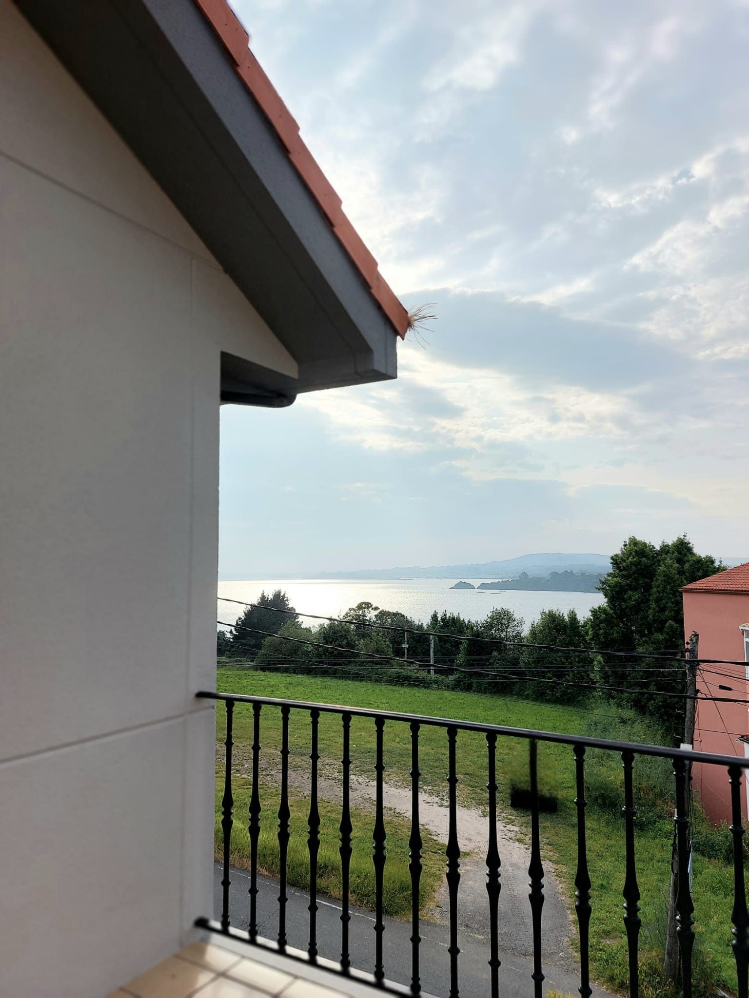 Vista exterior de Casa o xalet en venda en Pontedeume amb Calefacció, Jardí privat i Terrassa