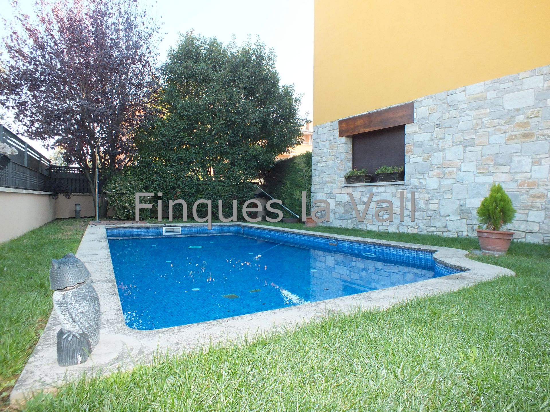 Piscina de Casa o xalet en venda en Tona amb Calefacció, Jardí privat i Parquet