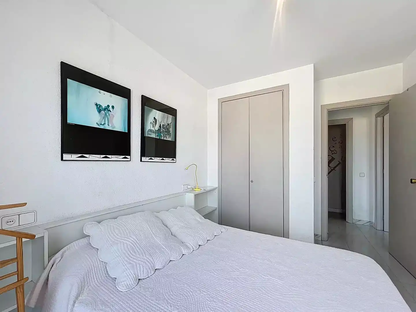 Dormitori de Apartament en venda en Empuriabrava amb Terrassa i Balcó