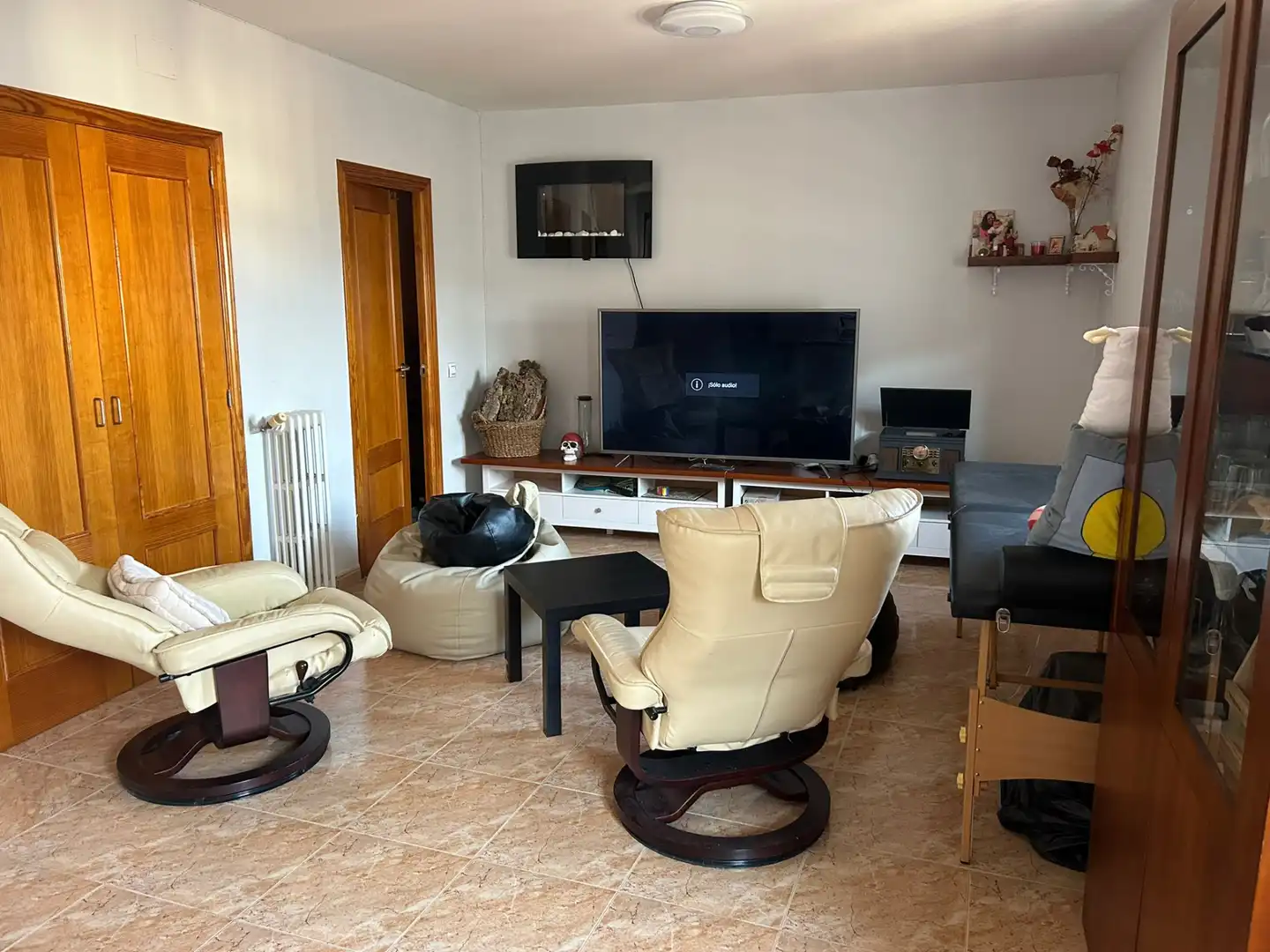 Living room of Flat for sale in Zamora Capital   with Furnished