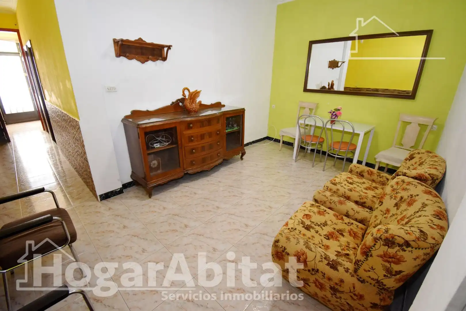 Flat for sale in Avenida Constitución