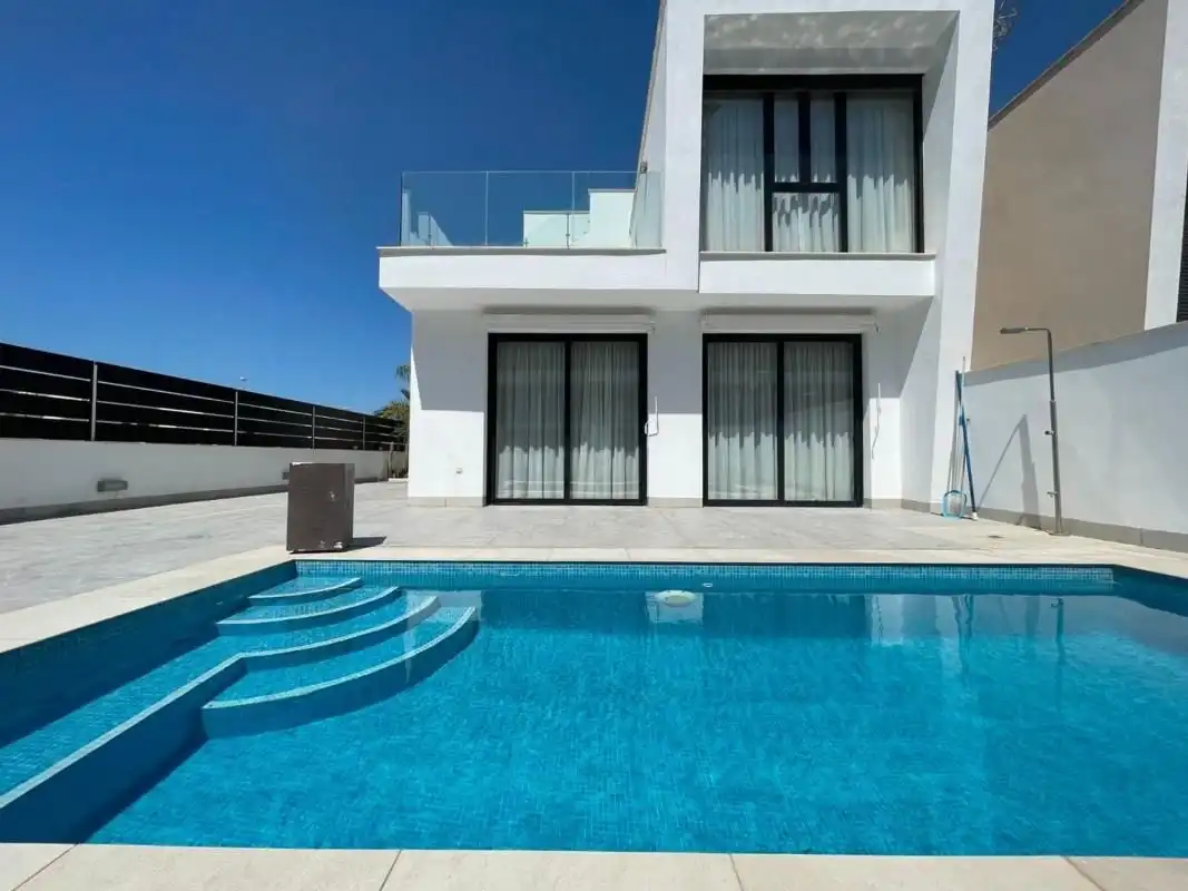 Villa à vendre à Benijófar