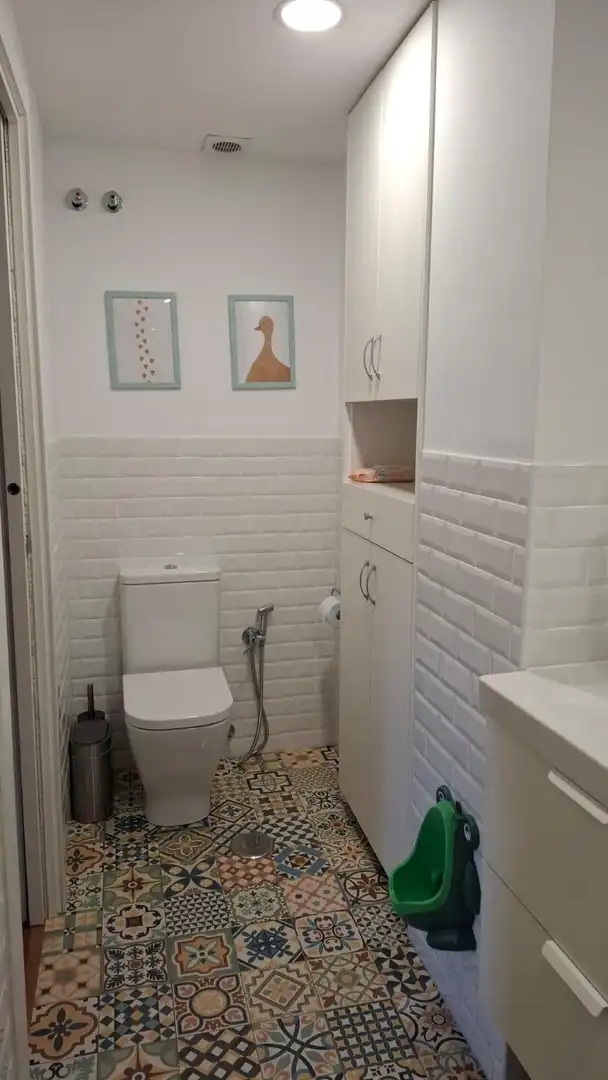 Badezimmer von Wohnung zum Verkauf in Sevilla mit Klimaanlage, Heizung und Terrasse