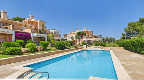 Cala Millor Elegante piso de estilo mediterráneo con piscina, azotea y vistas al mar. Obj. 9774