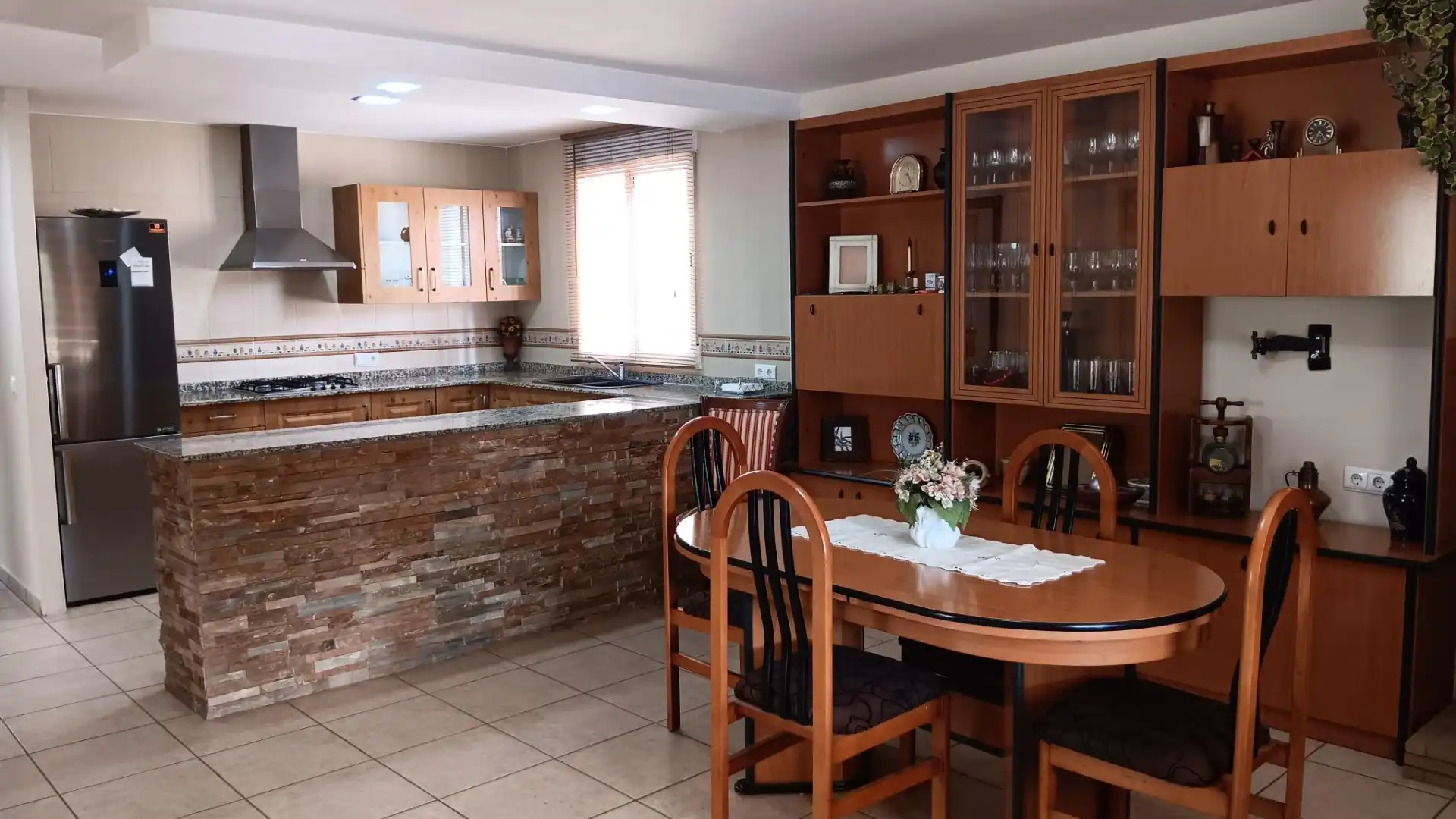 Cocina de Casa o chalet en venta en Cheste con Jardín privado, Terraza y Trastero
