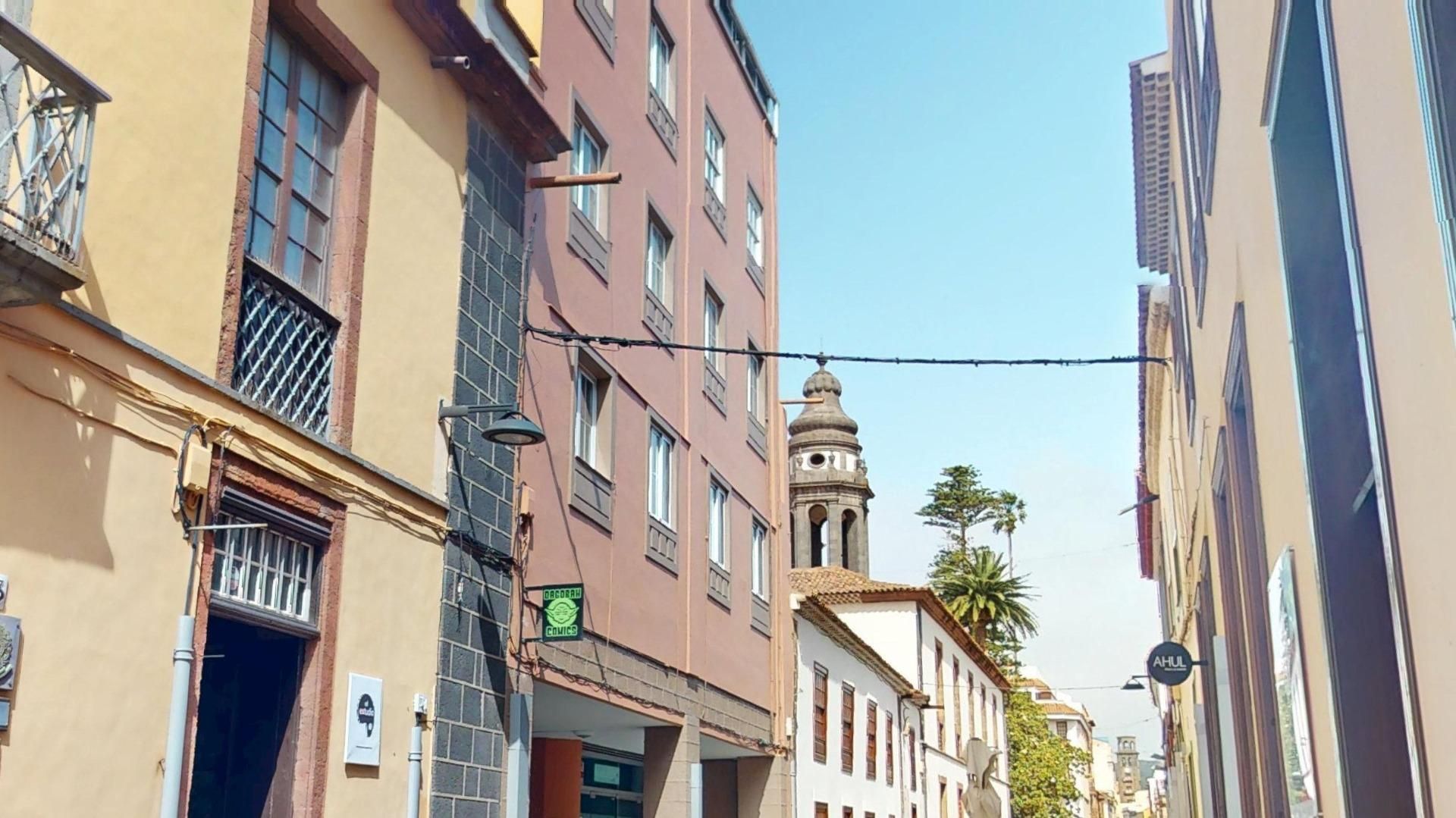 Vista exterior de Àtic en venda en San Cristóbal de la Laguna