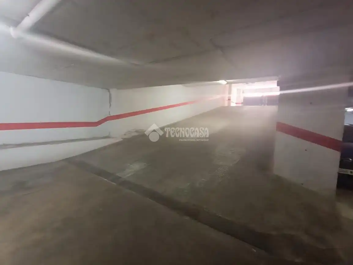 Aparcament amb ascensor en venda a Cerro - Amate, imagen 15