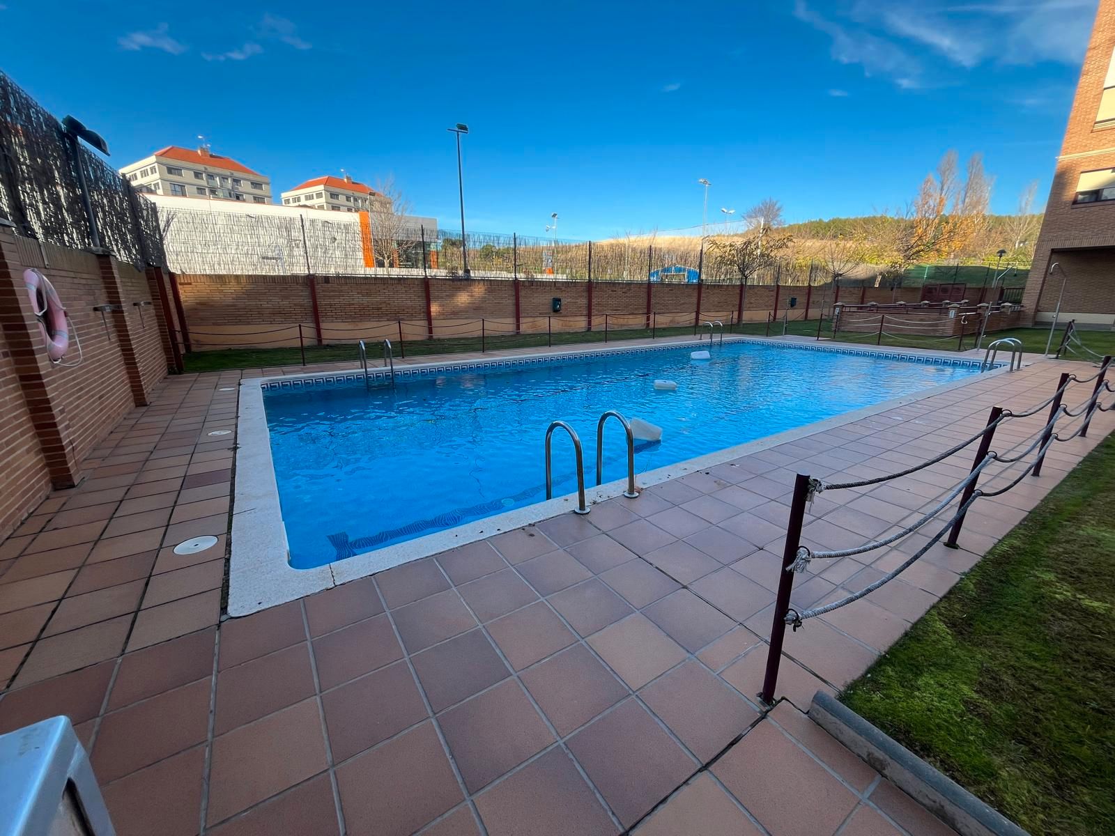 Swimming pool of Premises for sale in  Logroño  with Furnished