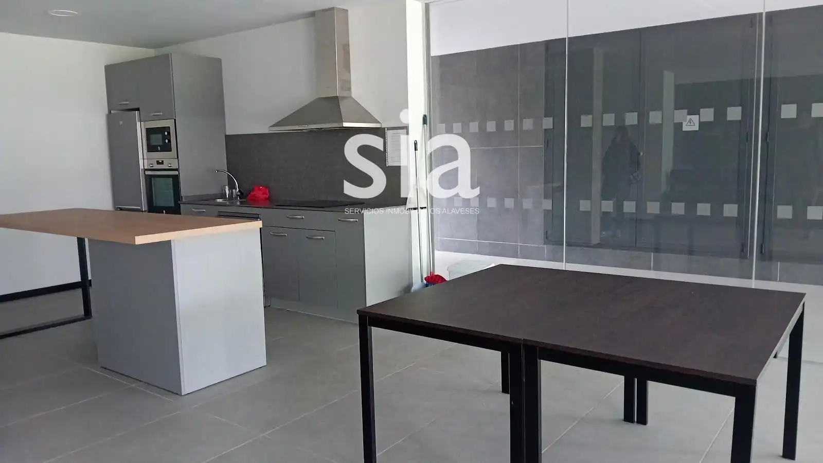 Cocina de Piso en venta en Vitoria - Gasteiz con Calefacción, Terraza y Trastero
