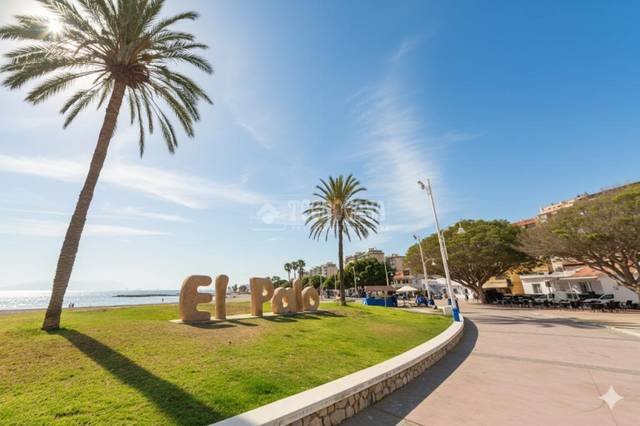 Piso en Venta en El Palo