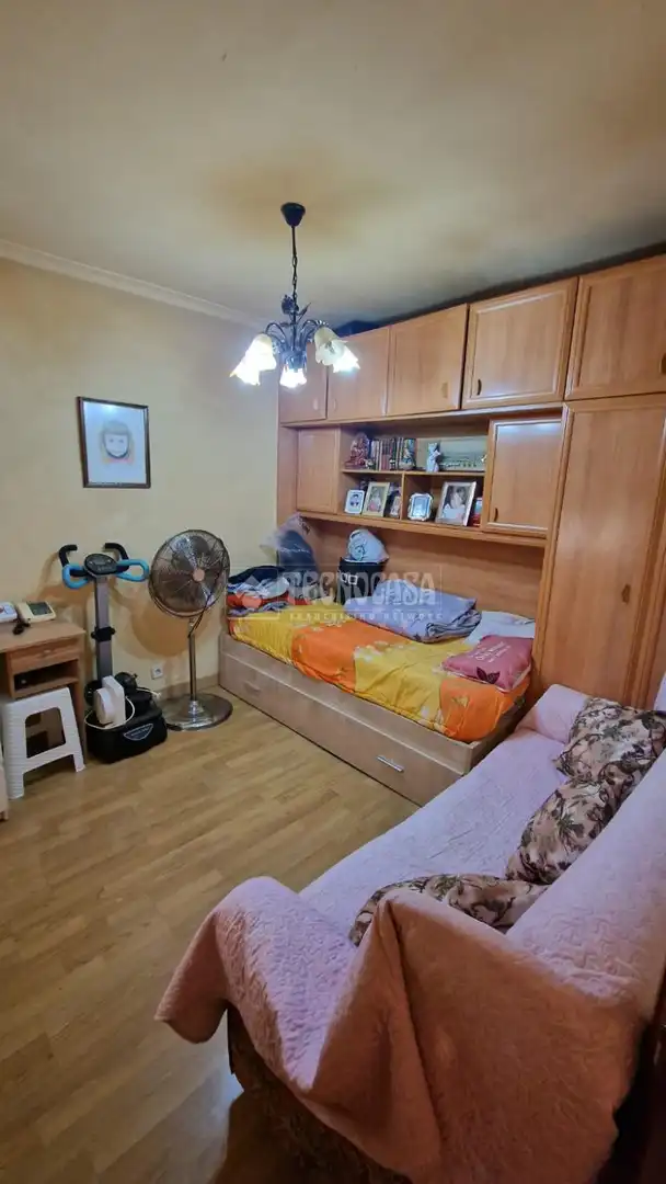 Habitación de Piso en venta en Madrid con Calefacción