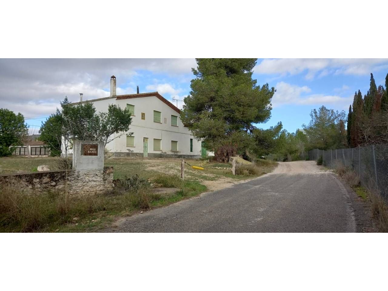 Vista exterior de Finca rústica en venda en Vilanova i la Geltrú
