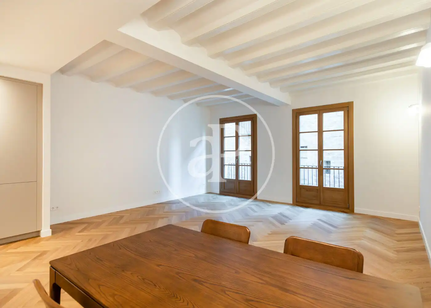 Dining room of Flat for sale in Ciutat Vella
