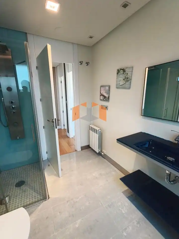 Ático en venta en Vigo  con Aire acondicionado, Calefacción y Terraza
