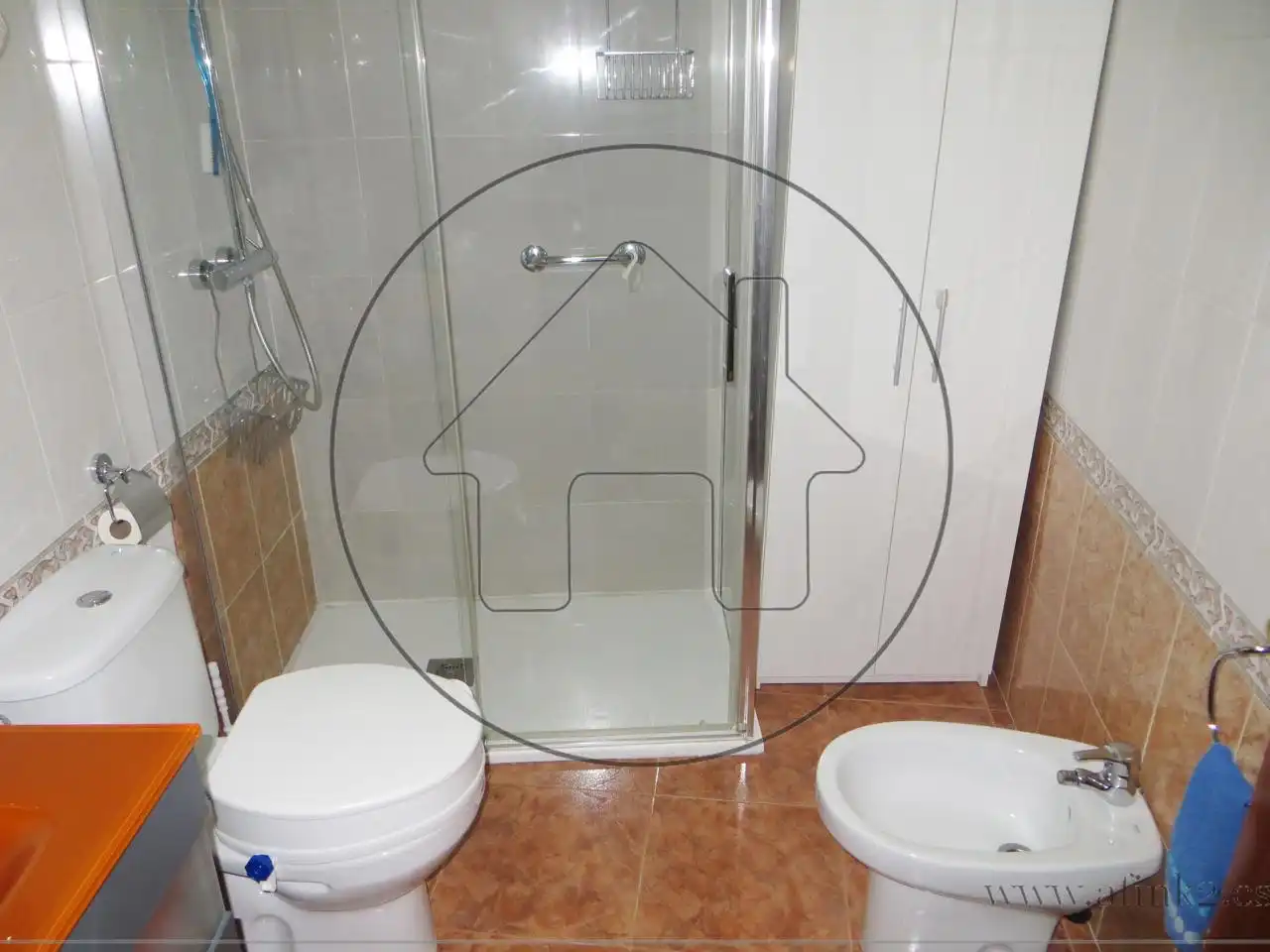 Baño de Piso en venta en Punta Umbría con Aire acondicionado, Terraza y Amueblado