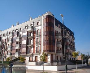 Exterior view of Apartment for sale in  Logroño  with Air Conditioner, Heating and Parquet flooring