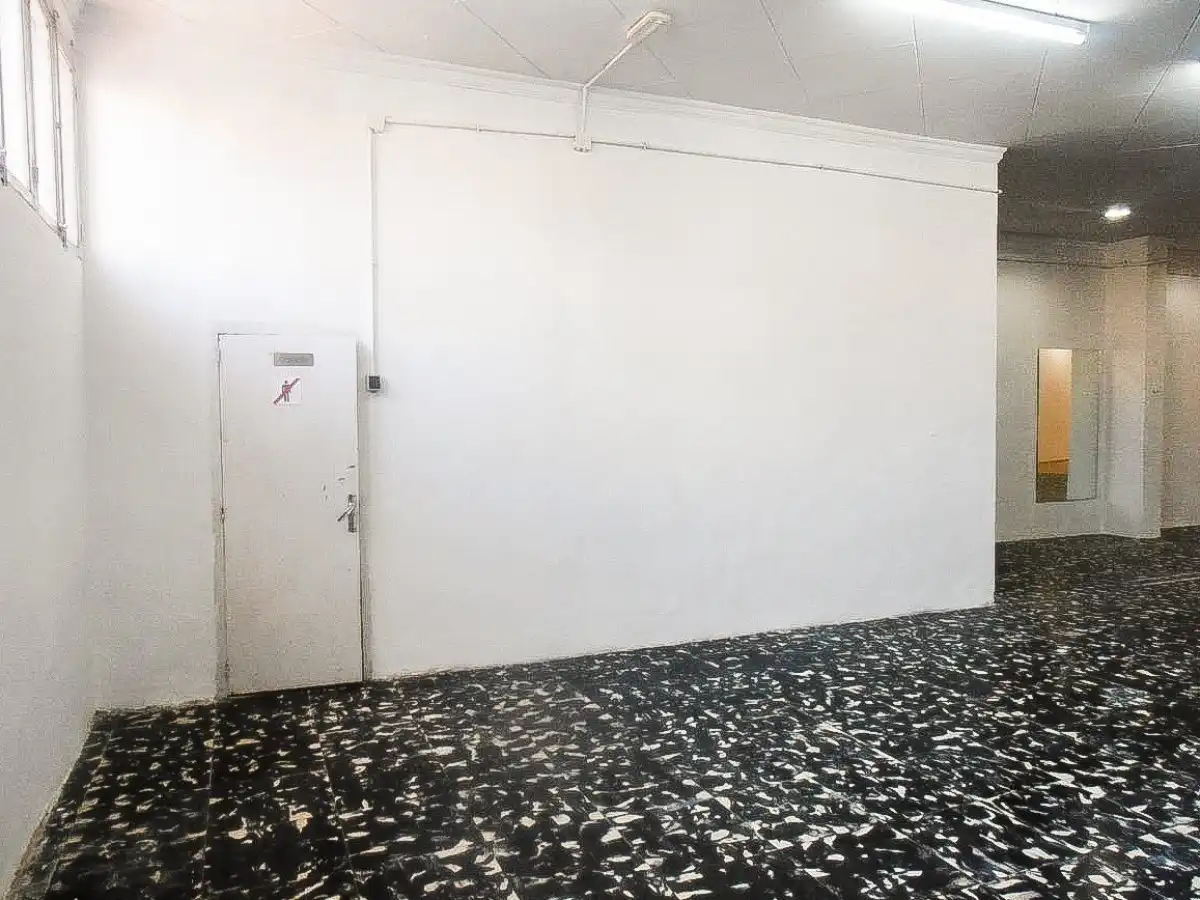 Local comercial de lloguer a Centre - Sant Oleguer, imagen 14