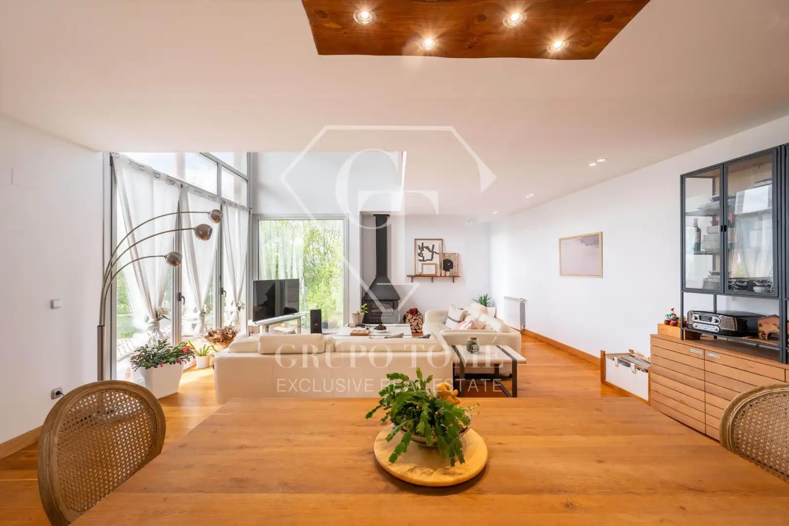 Wohnzimmer von Einfamilien-Reihenhaus zum Verkauf in Donostia - San Sebastián  mit Heizung, Privatgarten und Terrasse