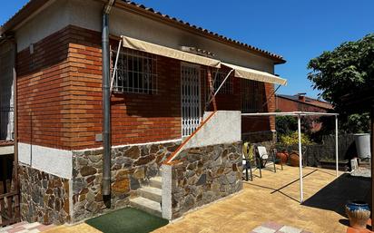 Exterior view of House or chalet for sale in Caldes de Malavella