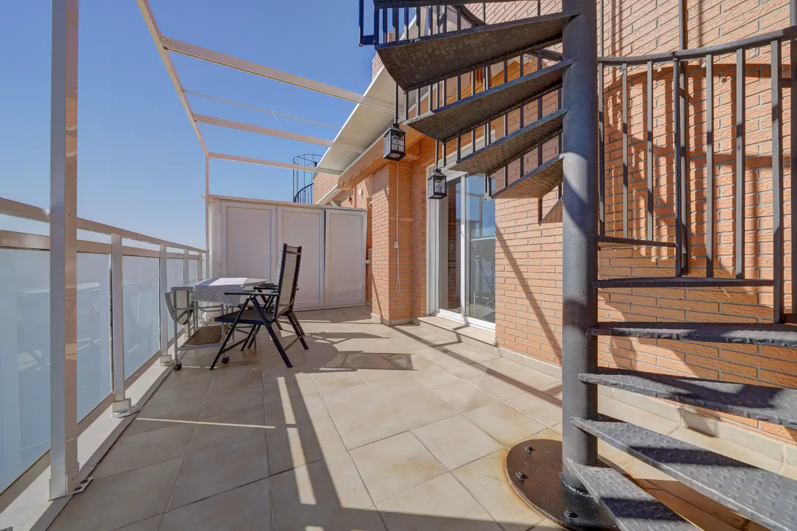 Terrasse von Dachboden zum Verkauf in La Pobla de Farnals mit Klimaanlage, Heizung und Terrasse