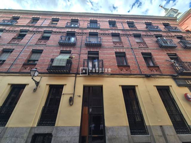 Piso en Venta en ACUERDO en Universidad - Malasaña