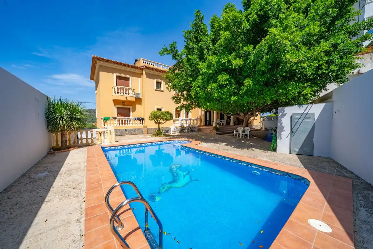 Swimming pool of Duplexes for sale in Pedreguer  with Air Conditioner, Heating and Private garden