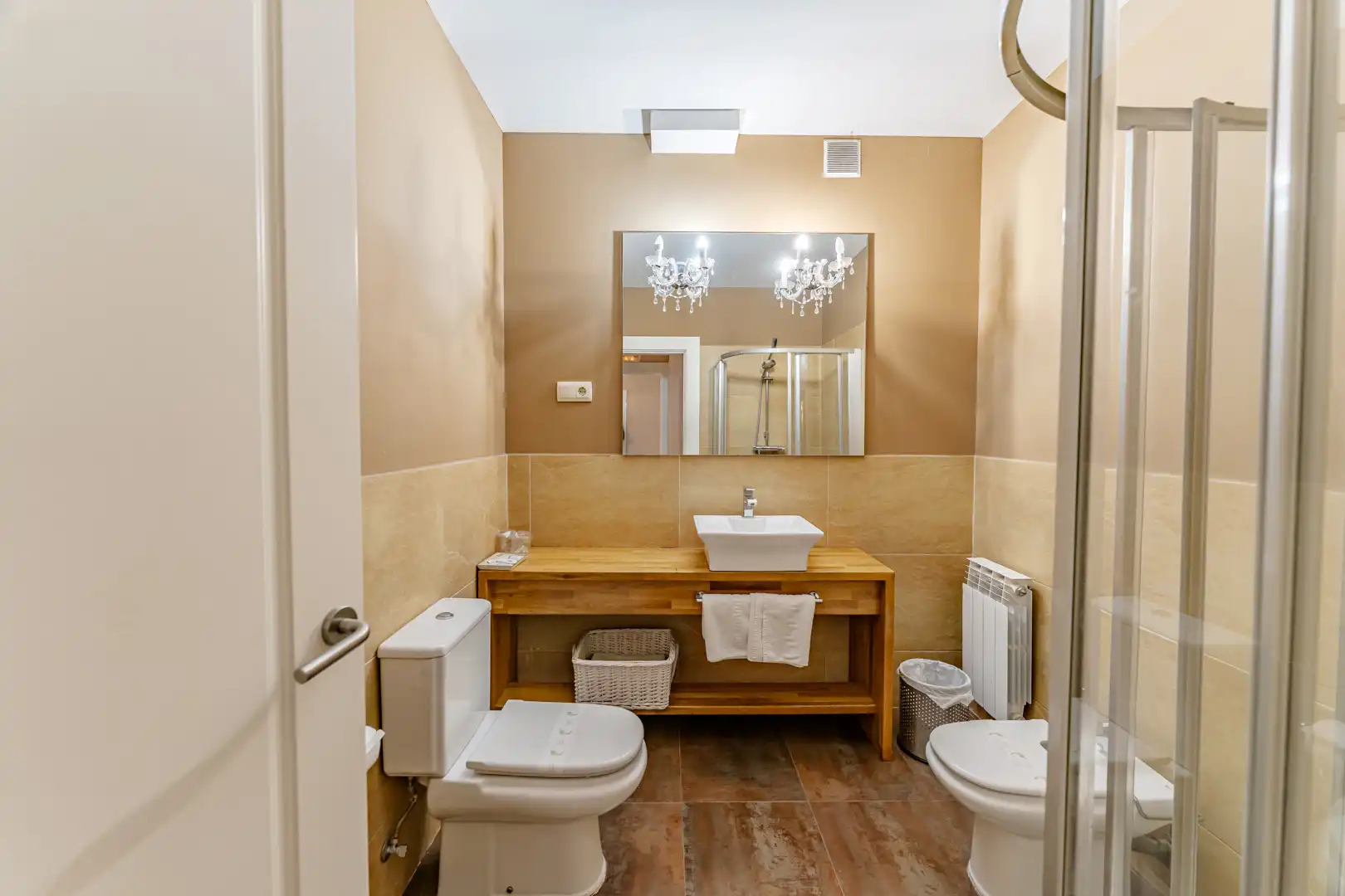 Baño de Edificio en venta en Valle de Losa con Alarma