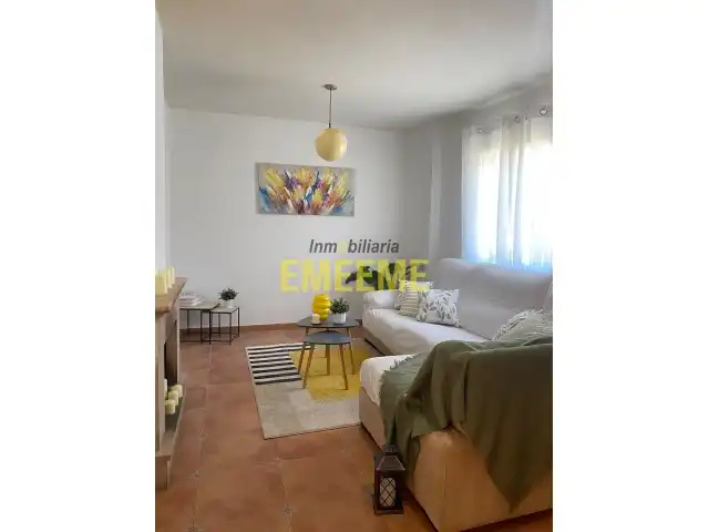Casa aparellada amb terrassa en venda a Cuevas del Becerro, imagen 7